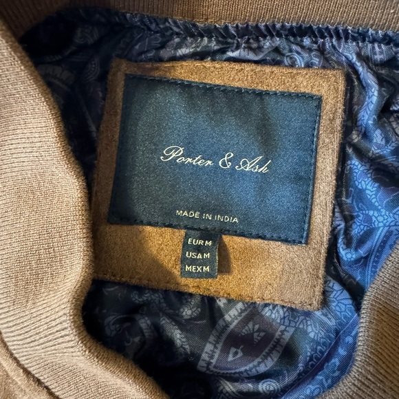 Men's Classic Tan Bomber Jacket - Picture 3 of 9